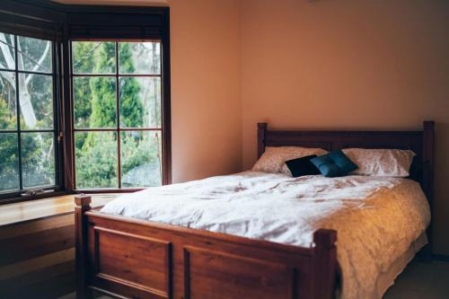 Treetops Chalet