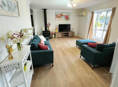 Cheerful 5 Bedroom Holiday Destination