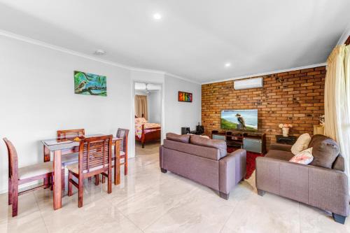 Kookaburra Cottage