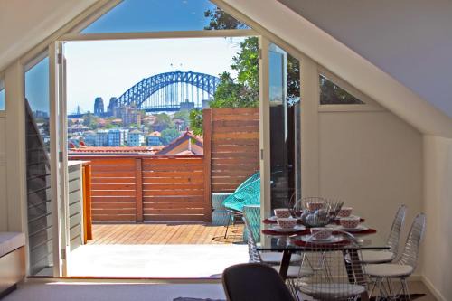 Cremorne Point Manor