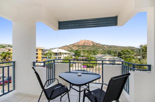 Madison Ocean Breeze Apartments